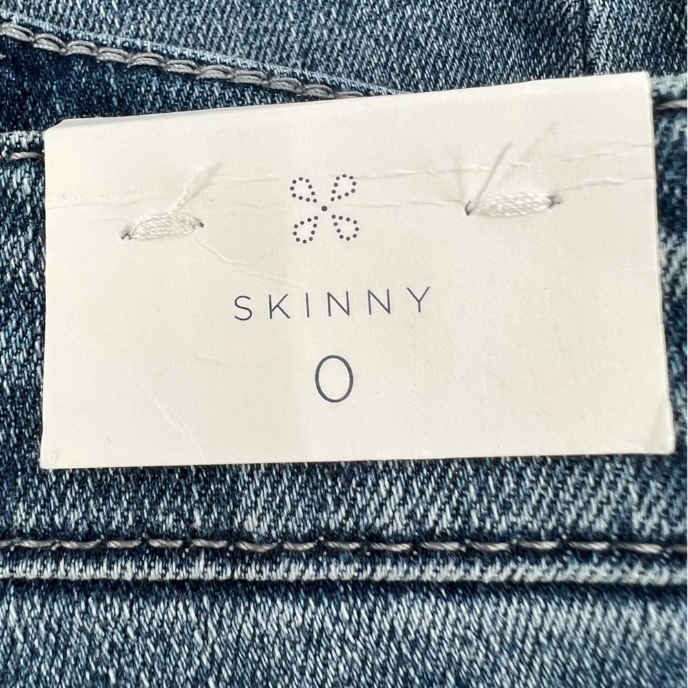 NWT Caslon Skinny Light Blue Vintage Rough Hem Jeans Size 0 Women's - Picture 6 of 7